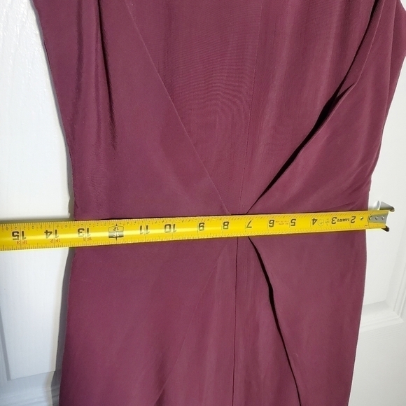 𝅺UNIVERSAL Standard Dress - Picture 13 of 16
